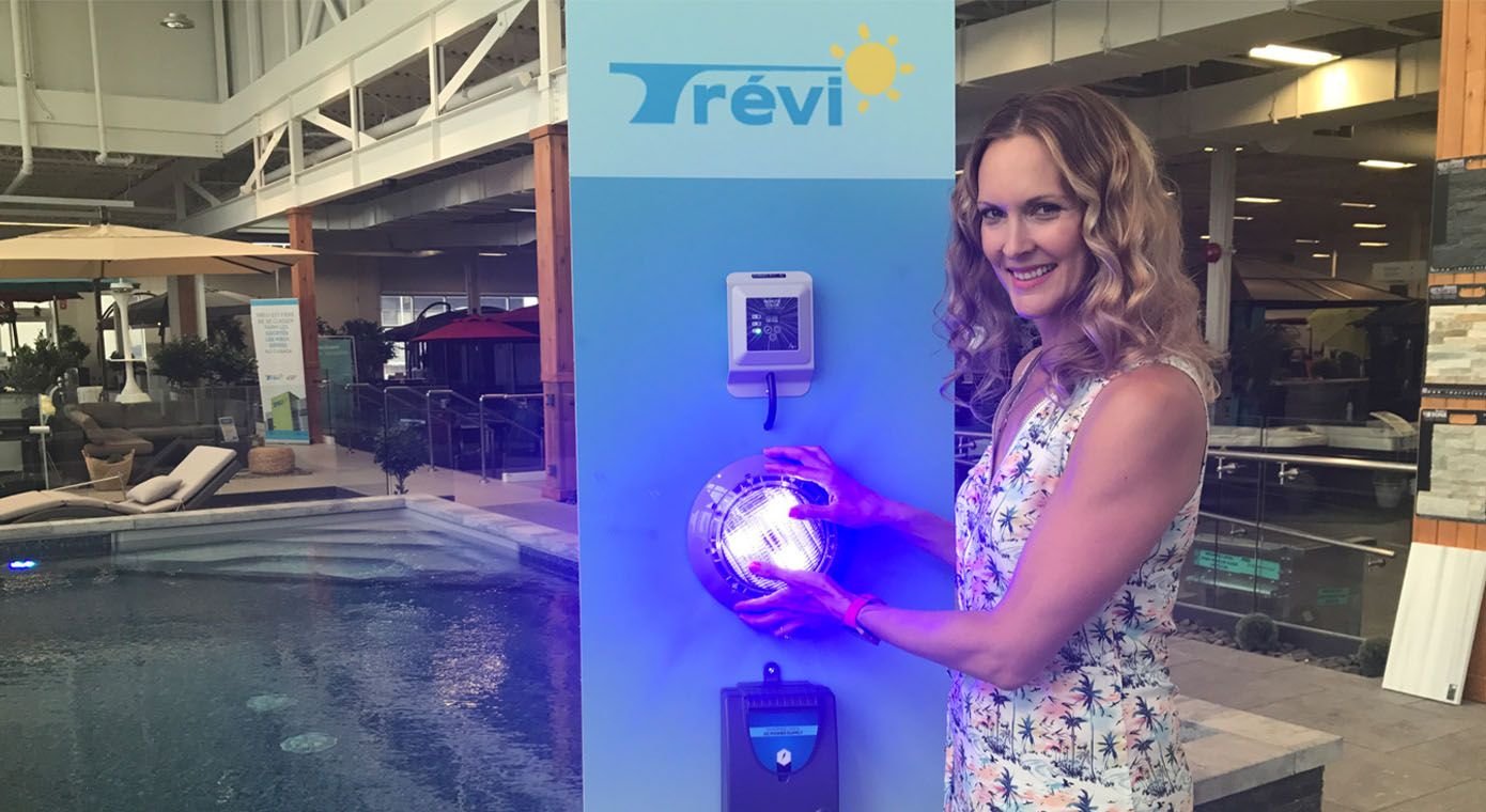 Avoir une lumière dans une piscine creusée pour créer une ambiance parfaite