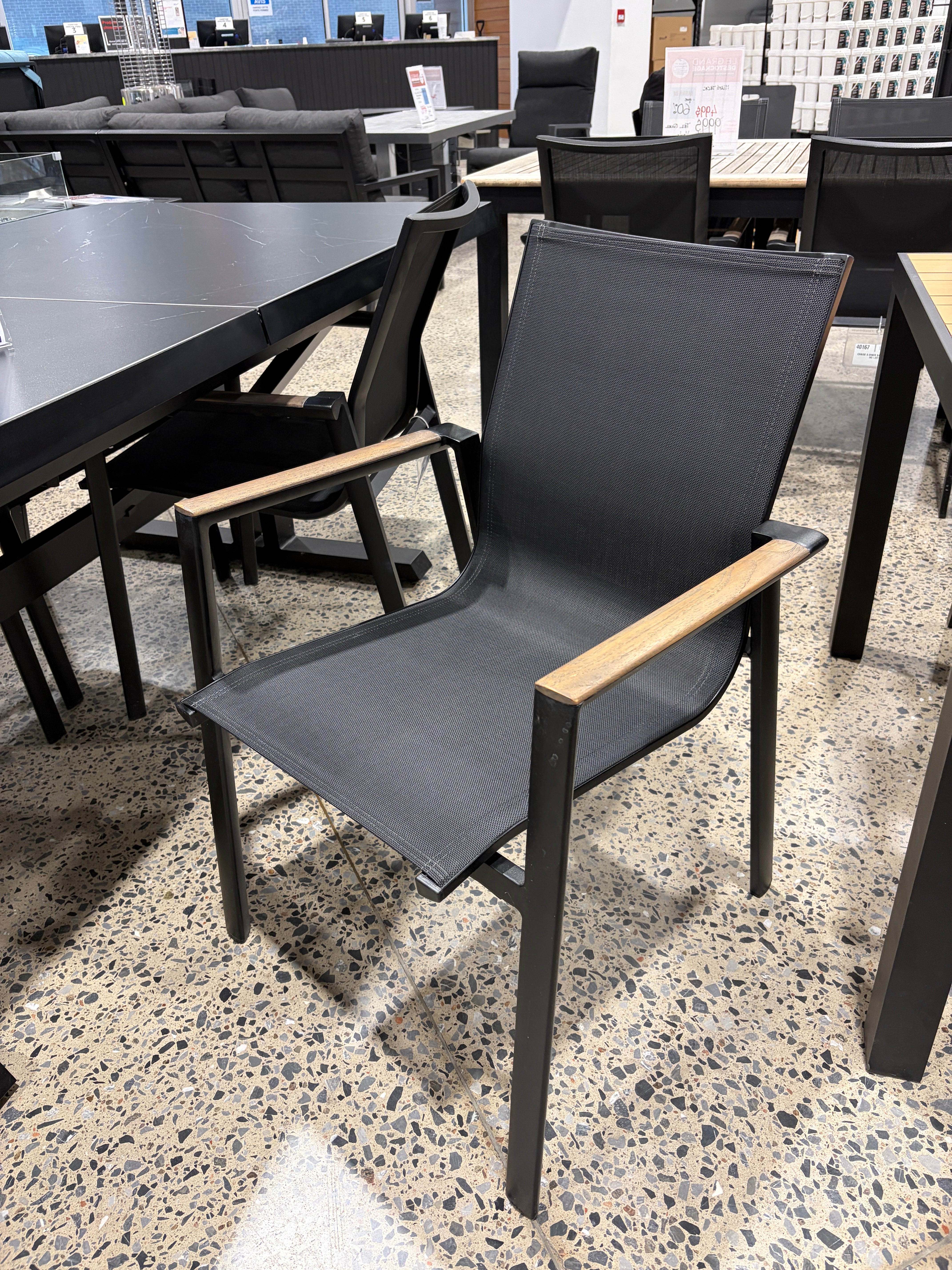 Sapporo dinner chair - Store demo with imperfections – Magasins