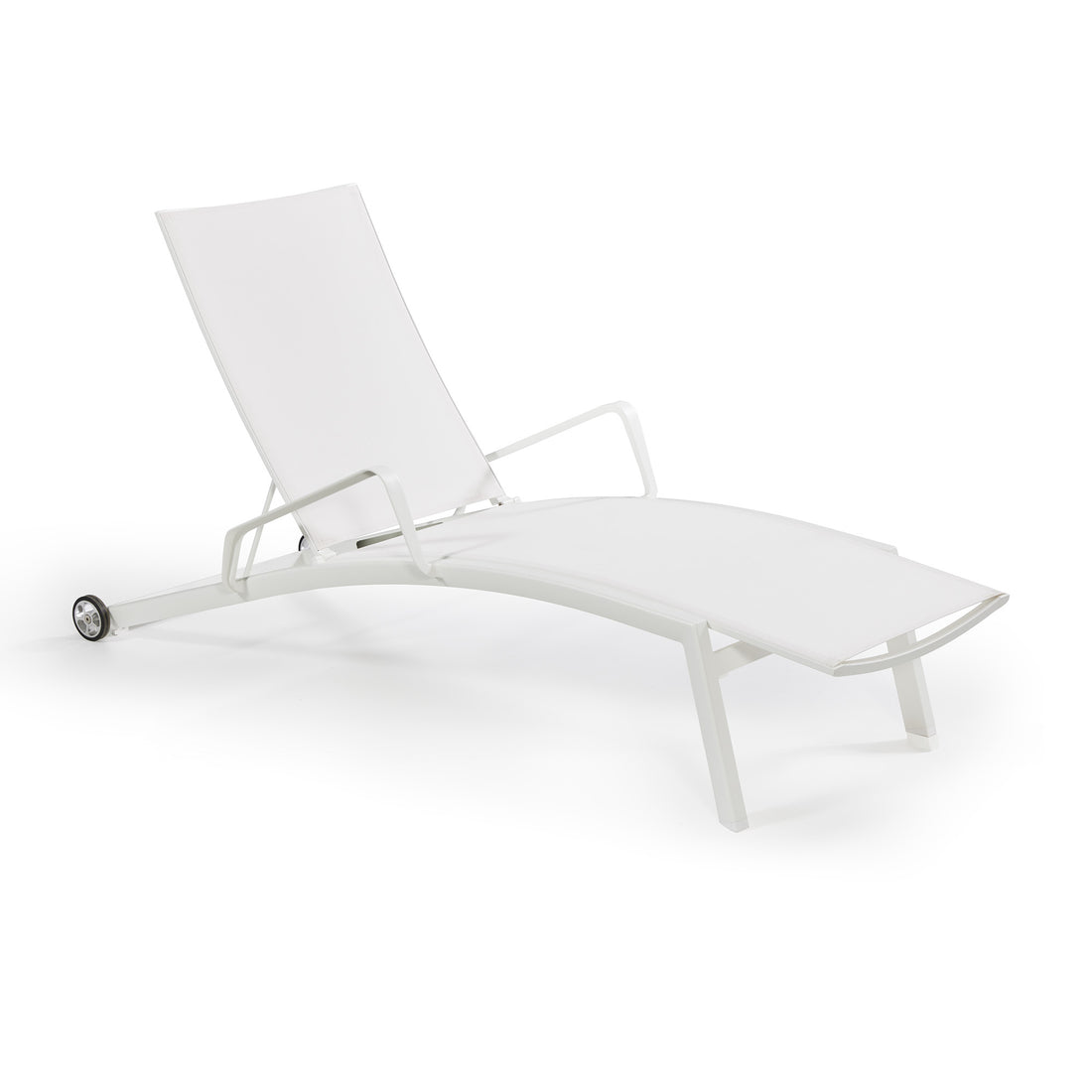 SALVADOR LOUNGE CHAIR