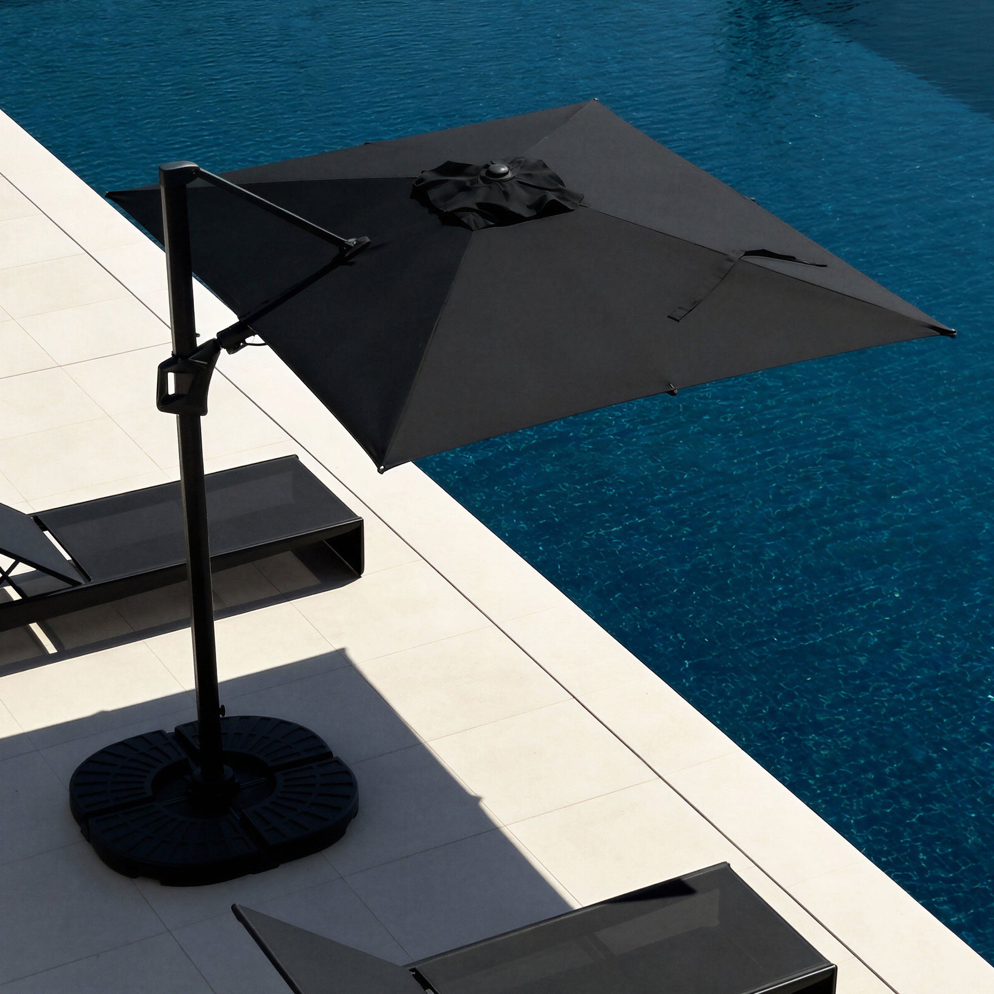 Illumi Parasol 6.5' x 10' – Magasins Trevi inc.