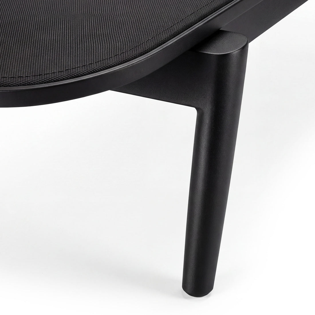Taormina lounge chair