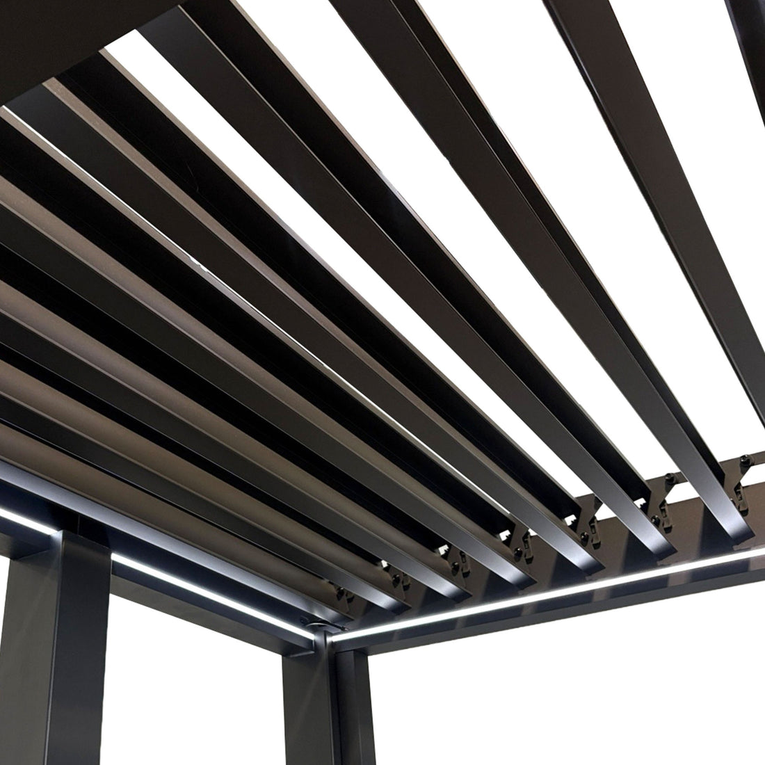 Osaka Pergola 5' x 11'