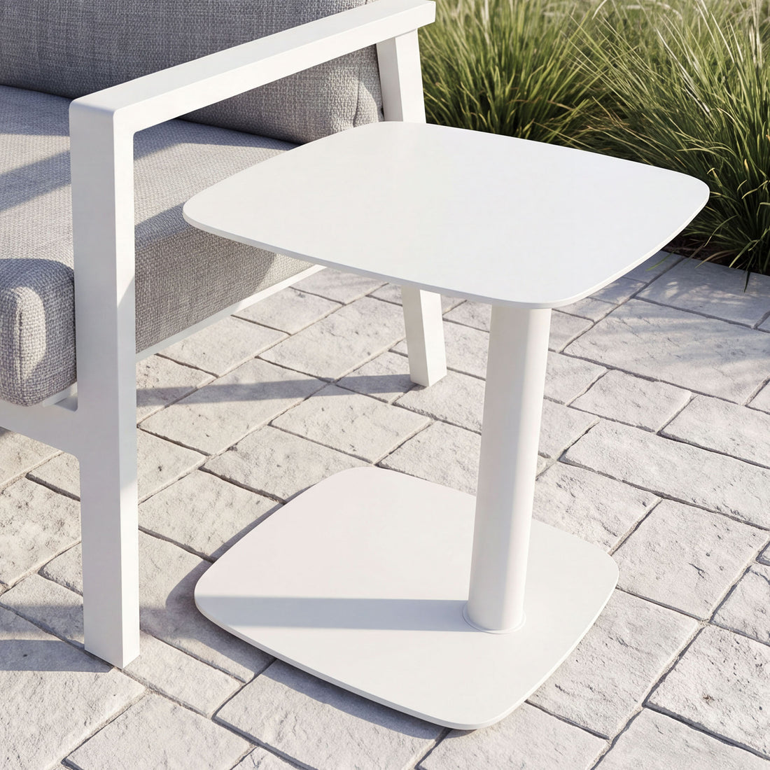 Table d’appoint PLATO