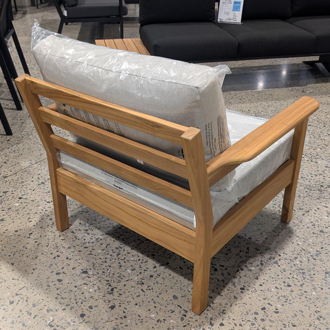 Helsinki teak wood armchair - Store demo with imperfections