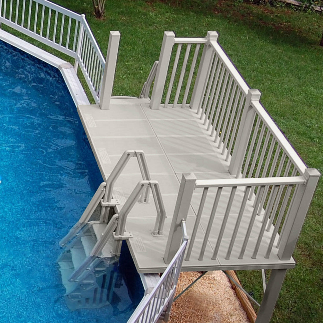 Ensemble de terrasse de piscine en résine