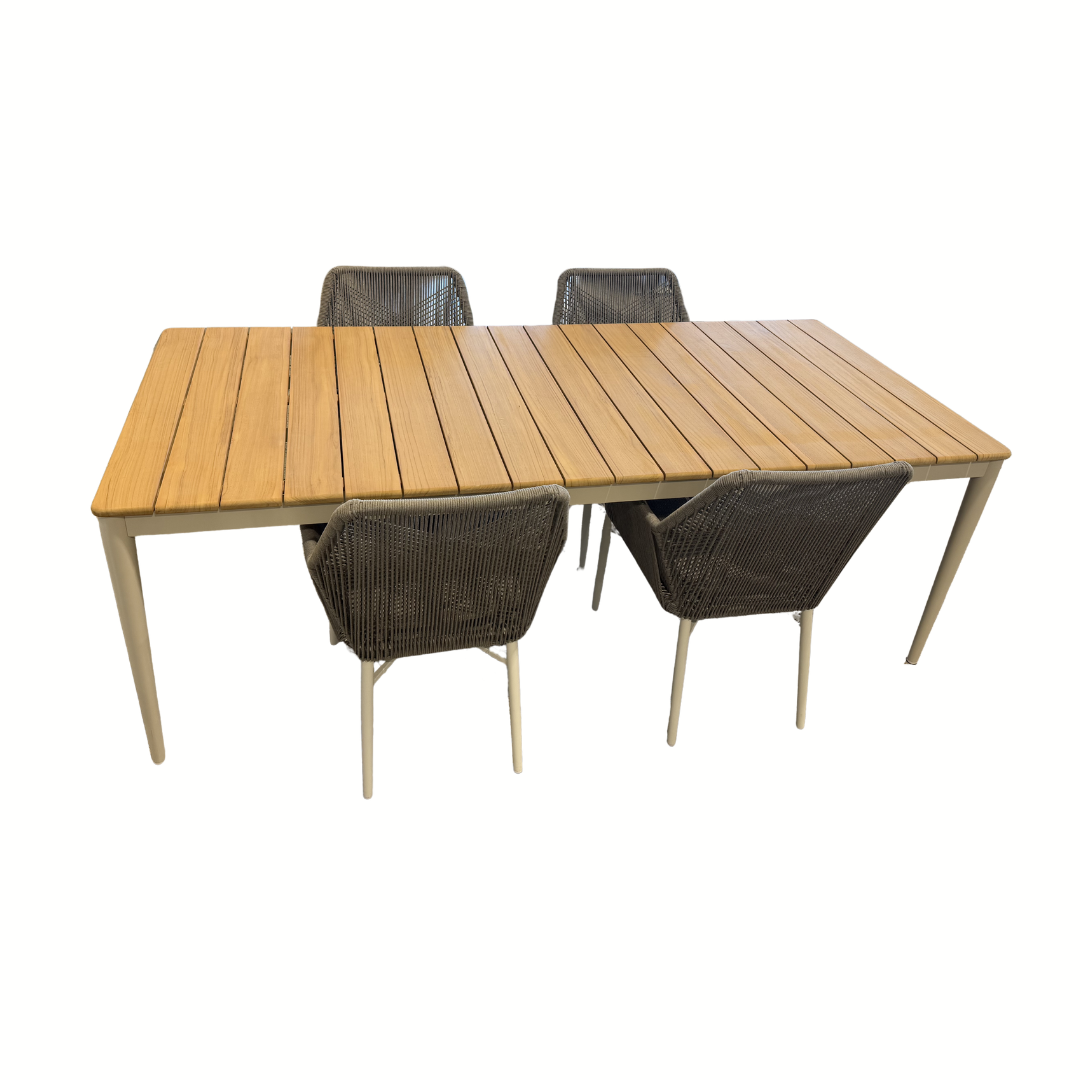 Gunamatta teak wood dining table - Store demo with imperfections