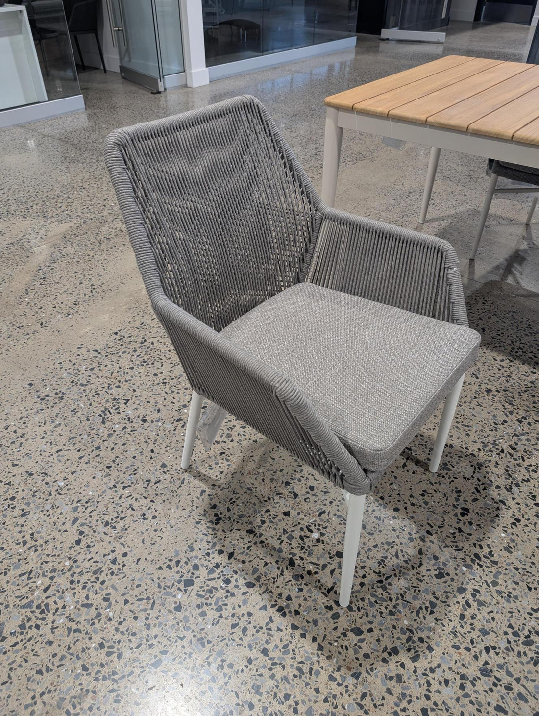Dublin dining chair light brown - Store demo with imperfections
